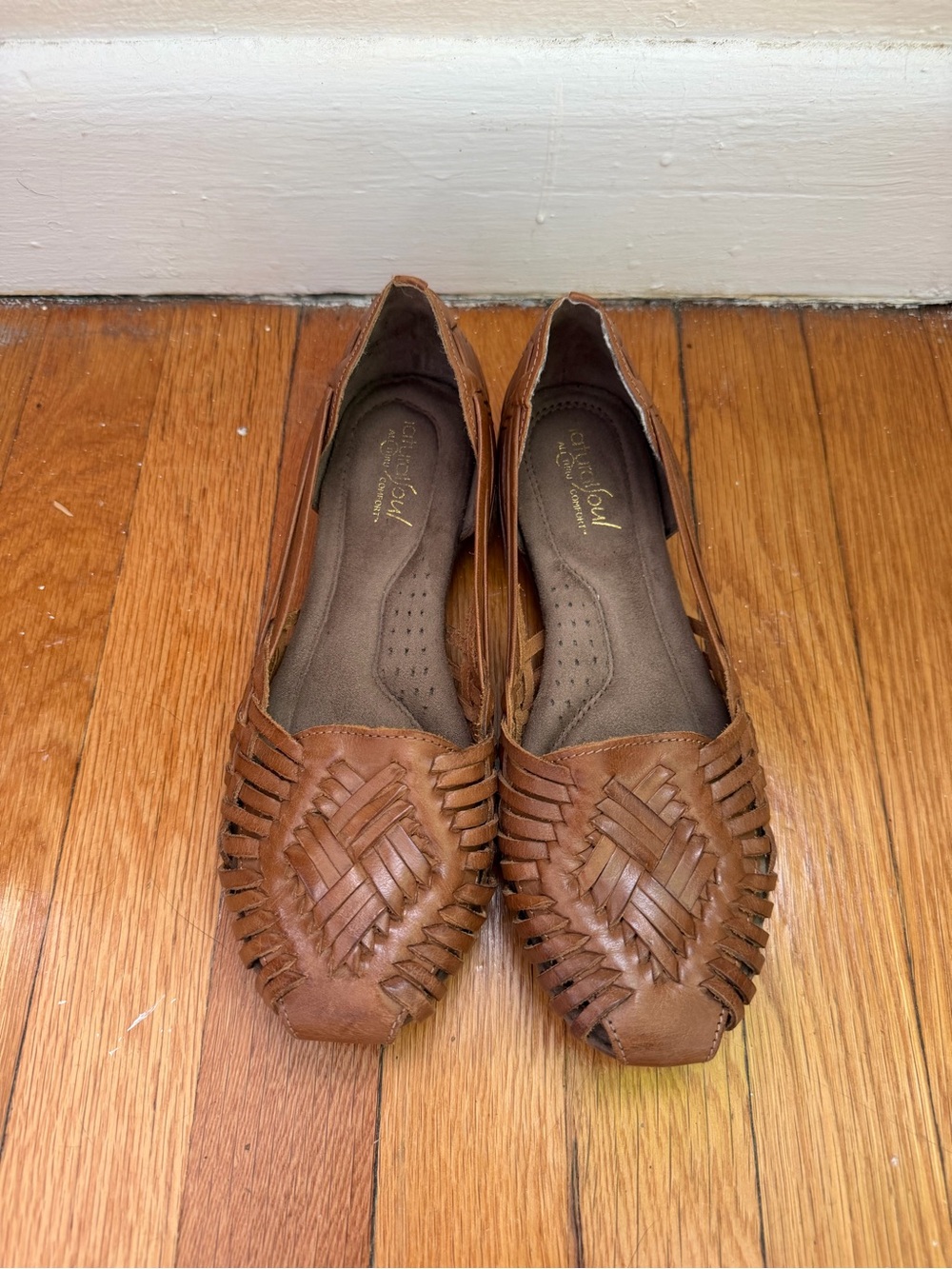 Natural Soul All-Thru Comfort Grandeur Tan Woven Leather Slip-On Flats